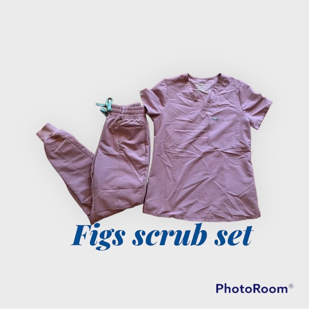 Womens Figs scrub set  Mauve pink